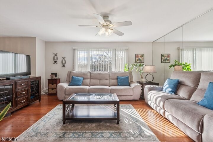 Property Photo:  27 Dorset Ct  NJ 08873 