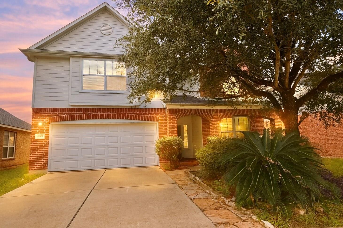 Property Photo:  4907 Trailing Clover Court  TX 77084 