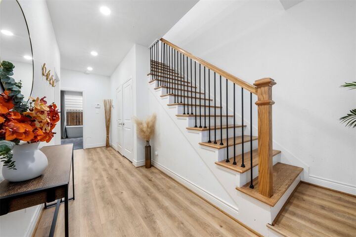 Property Photo: 5214 Sherman Street TX 77011