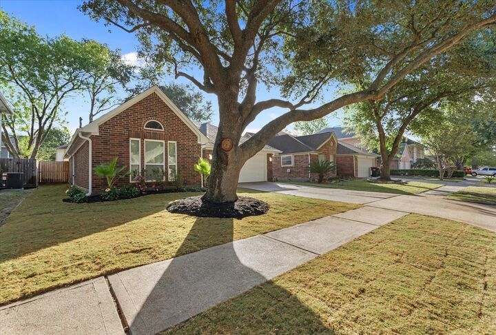Property Photo:  12626 Duchess Lane  TX 77070 