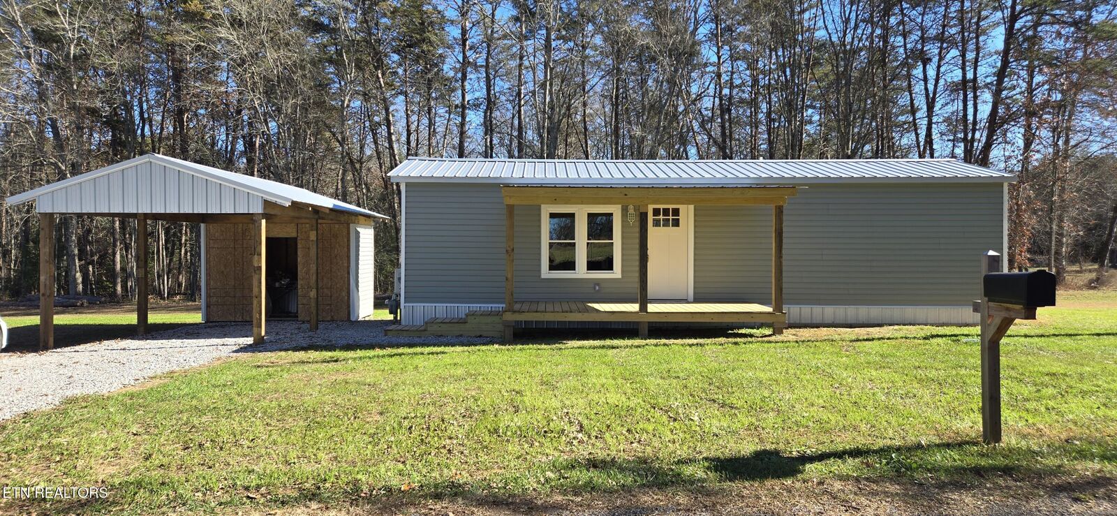 Property Photo:  910 Barnett Bridge Rd  TN 37770 