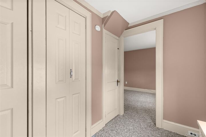 Property Photo: 6 Dunwoodie Avenue NY 11795