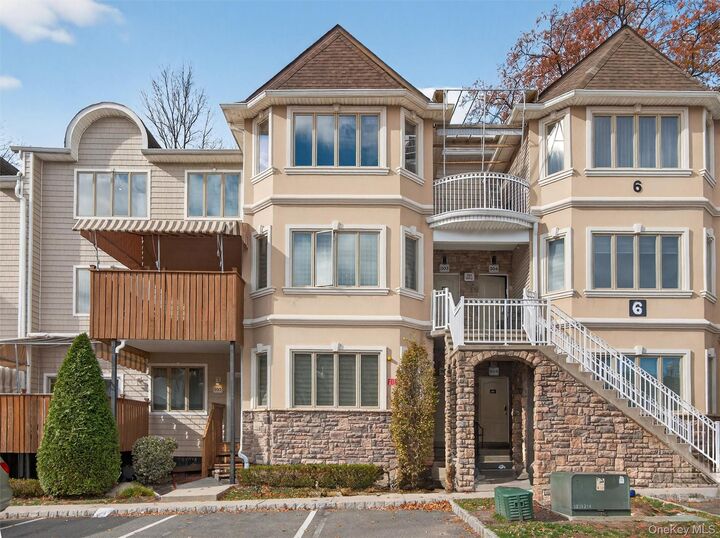 6 Rose Garden Way 203  Monsey NY 10952 photo
