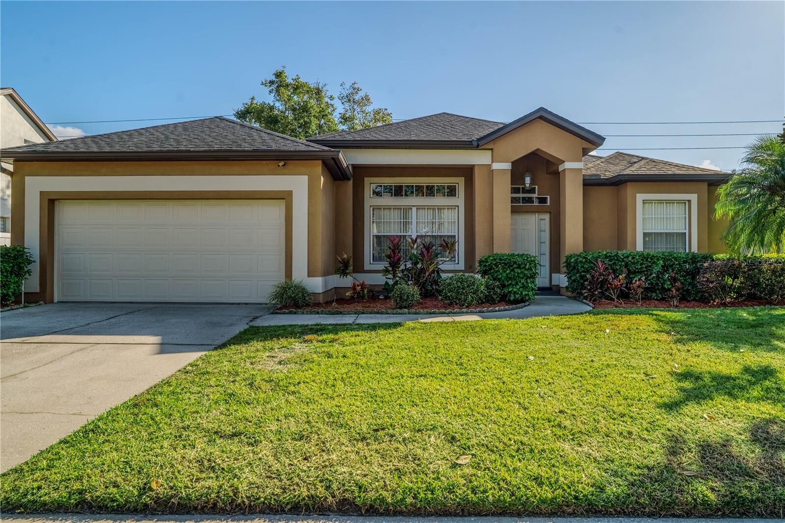 Property Photo: 403 Lake Amberleigh Drive FL 34787