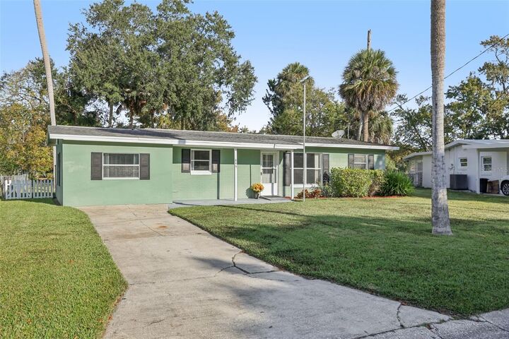 Property Photo:  844 Teague Street  FL 32119 