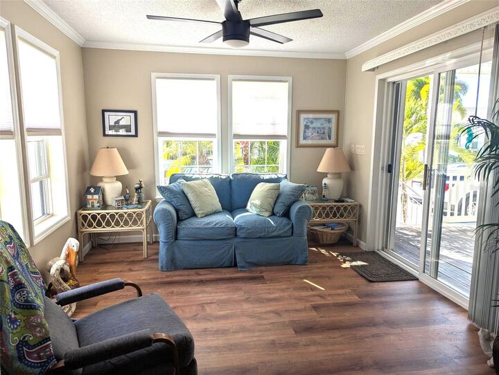 Property Photo: 2100 Kings Hwy 1094 FL 33980