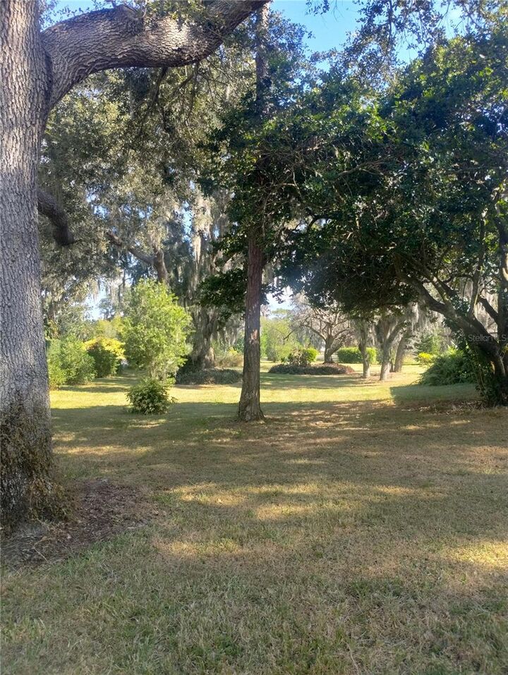 Property Photo: 46 Nottingham Way FL 33844