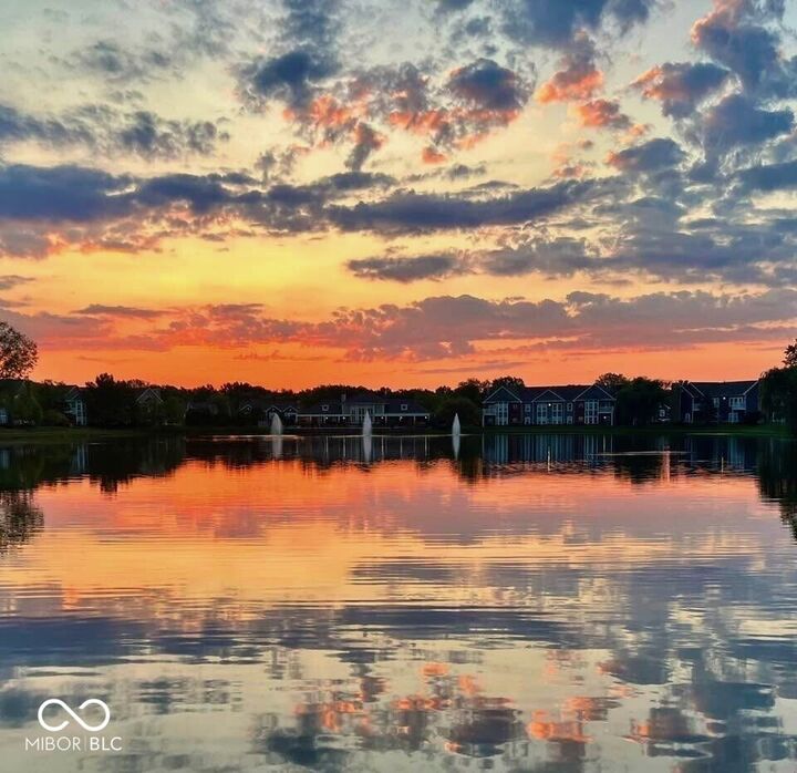 1599 Sierra  Carmel IN 46280 photo