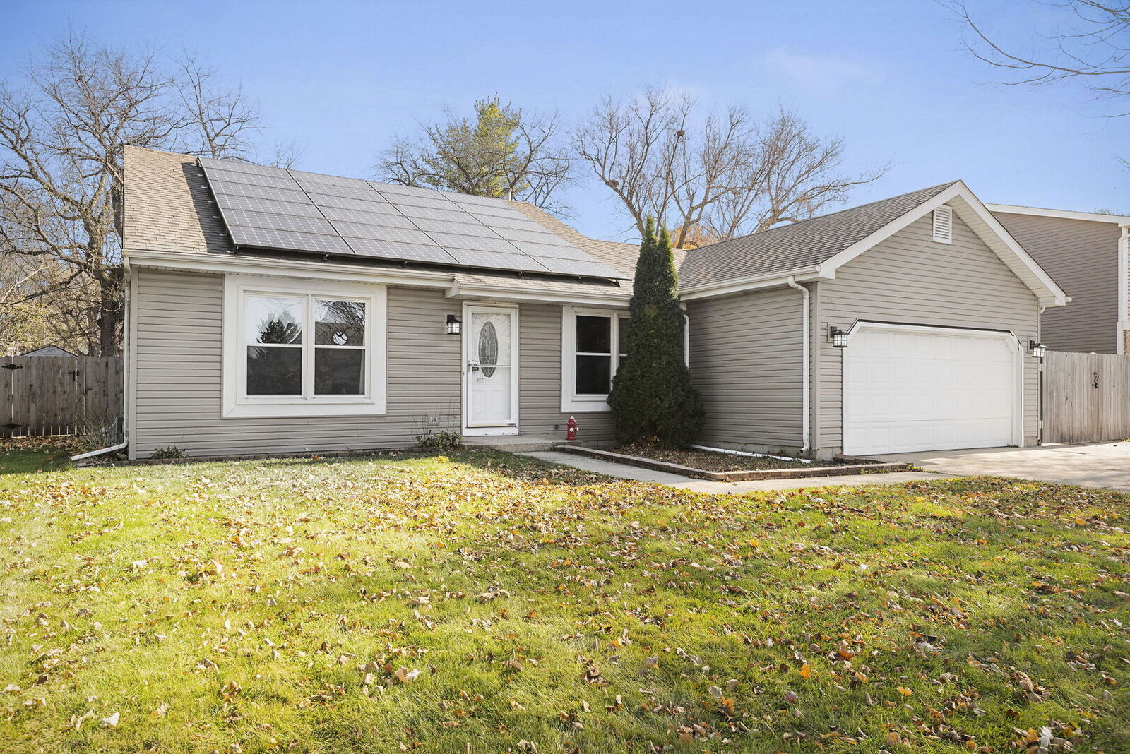 Property Photo: 310 N Huntington Drive IL 60050