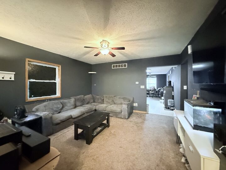 Property Photo:  406 S Church Street  IL 60936 