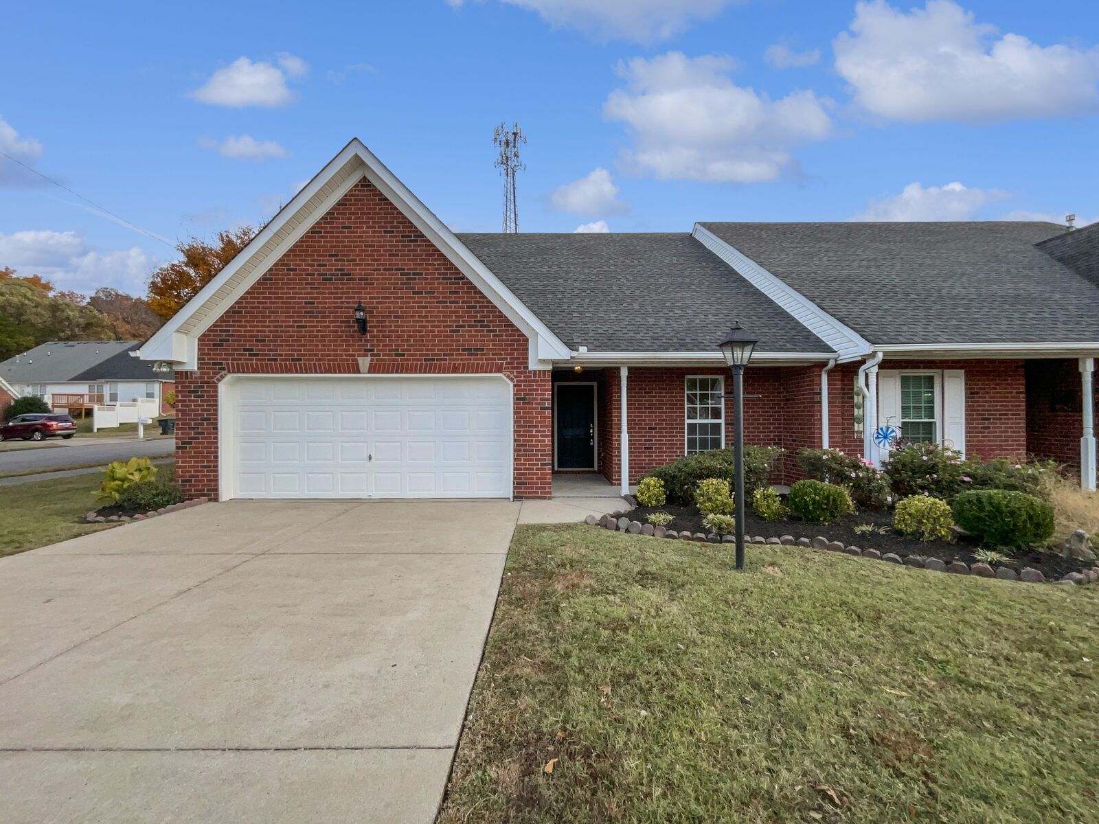 Property Photo:  501 Yellowstone Ct  TN 37013 