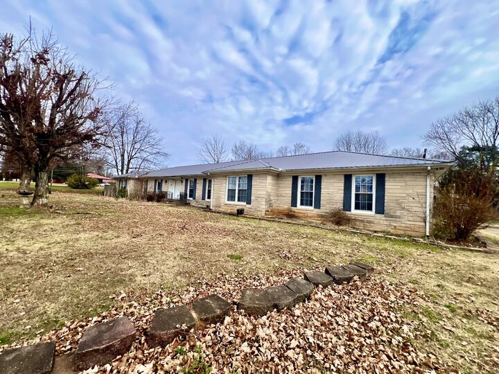 Property Photo:  1100 Buffalo Rd  TN 38464 