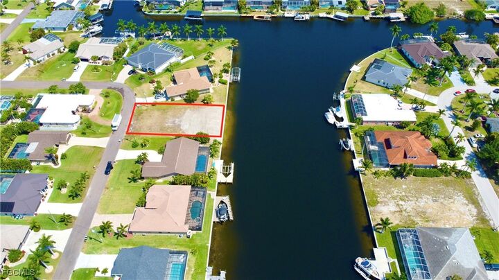 Property Photo:  4335 SW 25th Avenue  FL 33914 