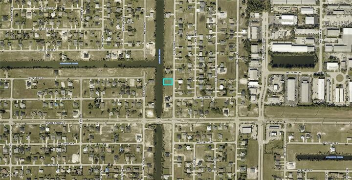 Property Photo:  2424 NE 6th Avenue  FL 33909 