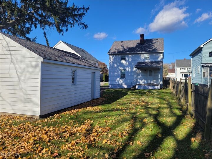 Property Photo:  418 W Wilson Street  OH 44471 