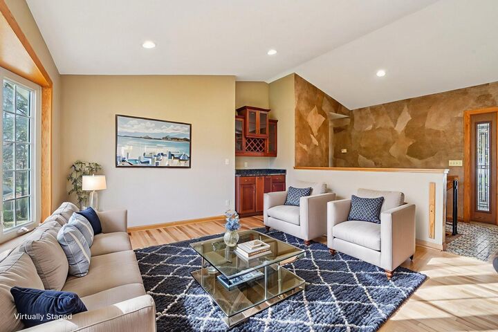 9685 Clover Circle  Eden Prairie MN 55347 photo