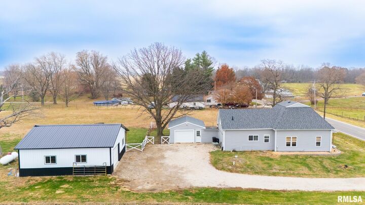 Property Photo:  15409 W Glasford-Canton Road  IL 61533 
