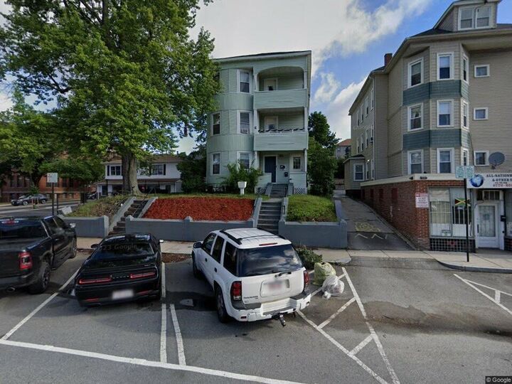 57 Hamilton St 1  Worcester MA 01604 photo