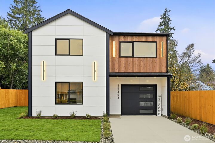 14323  Wayne Place N  Seattle WA 98133 photo