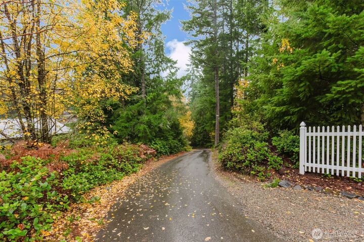 Property Photo: 10569 Glenwood Road SW WA 98367