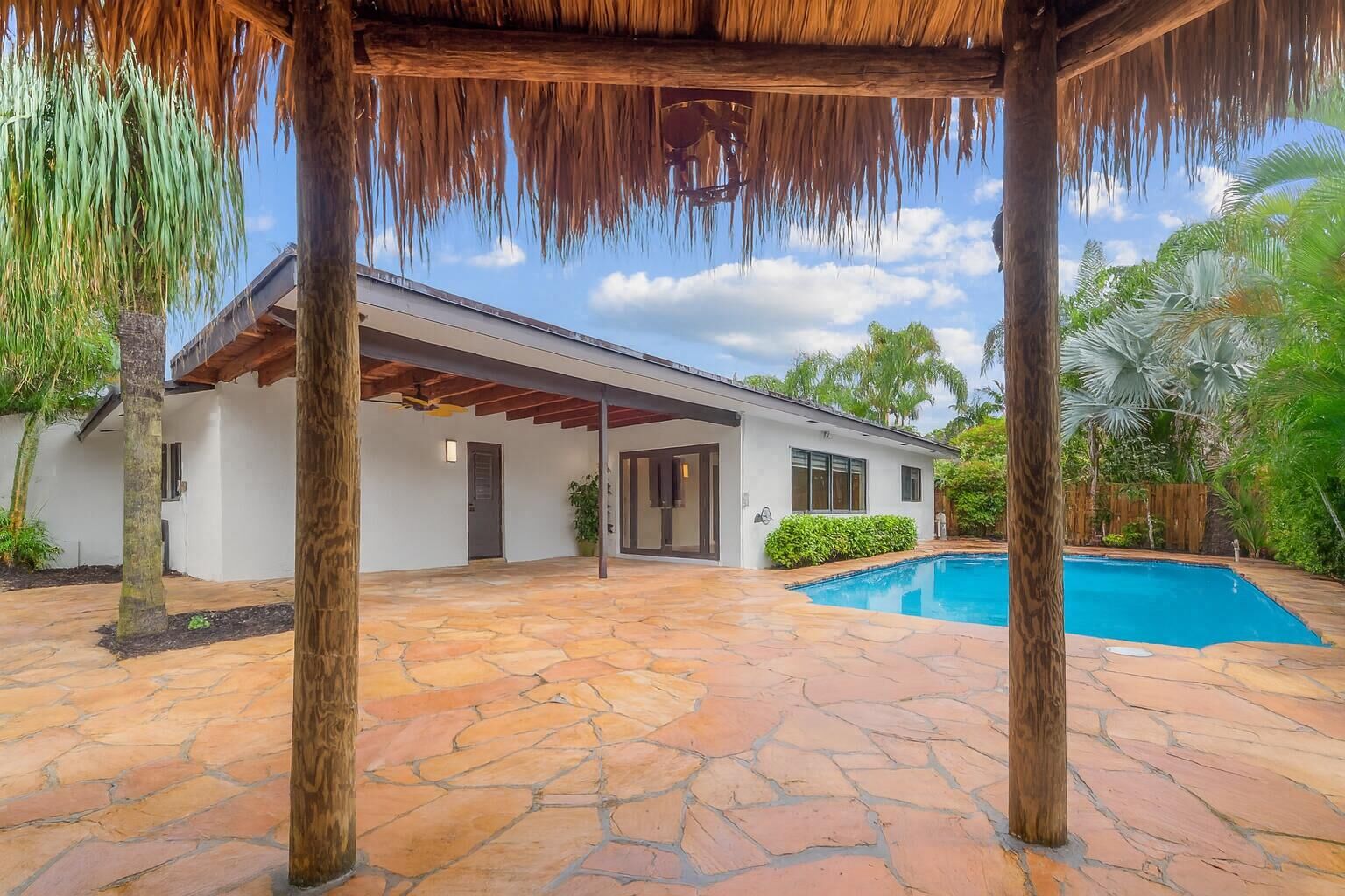 Property Photo:  1620 NW 118th Avenue  FL 33026 