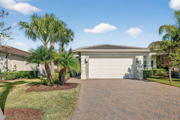 11870 SW Waterford Isle Way  Port Saint Lucie FL 34987 photo