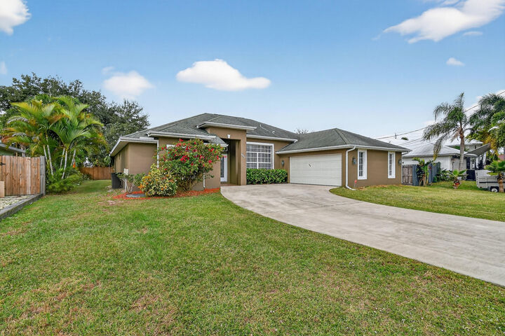 Property Photo:  3960 SW Hablow Street  FL 34953 