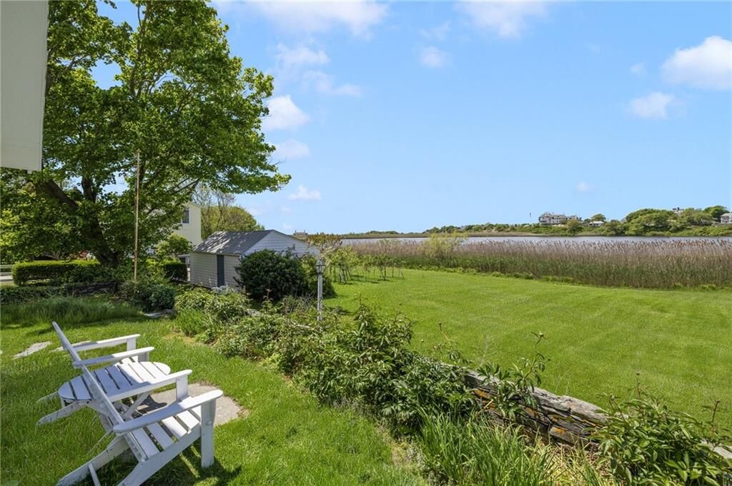 Property Photo:  10 Casey Court  RI 02840 