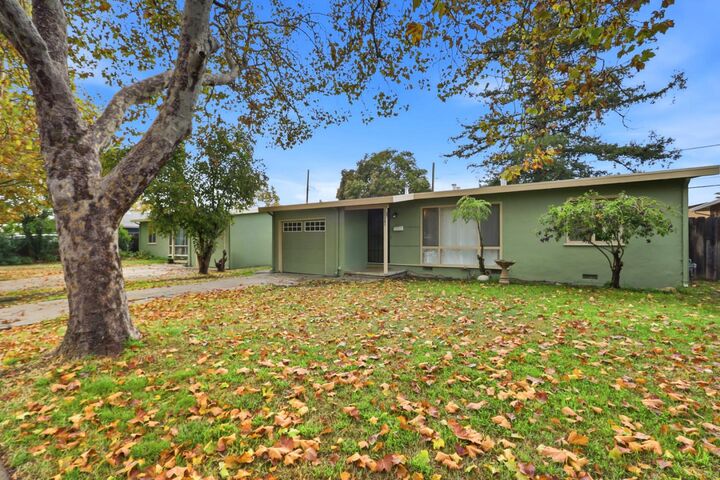 Property Photo:  10081 Endfield Way  CA 95127 