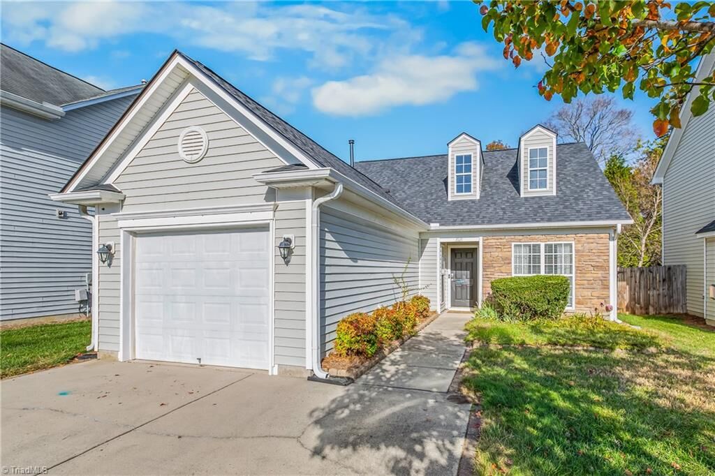 Property Photo: 3521 Sunset Hollow Court NC 27265