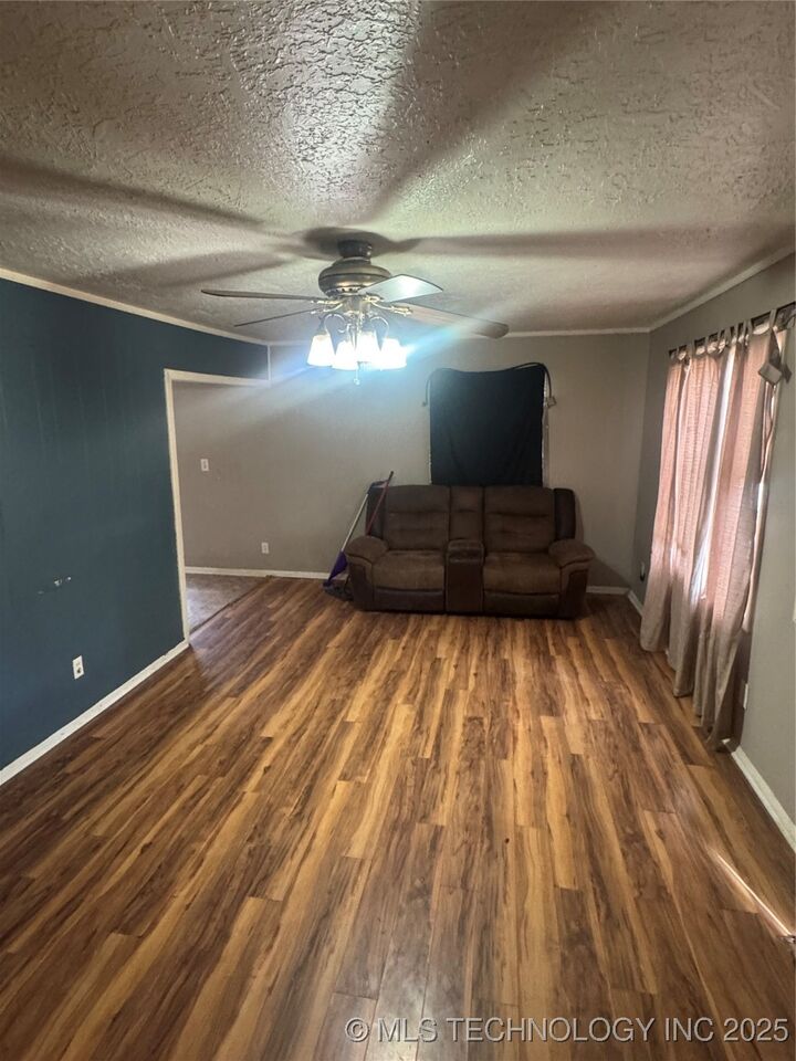 Property Photo:  234 N 6th Street  OK 74454 