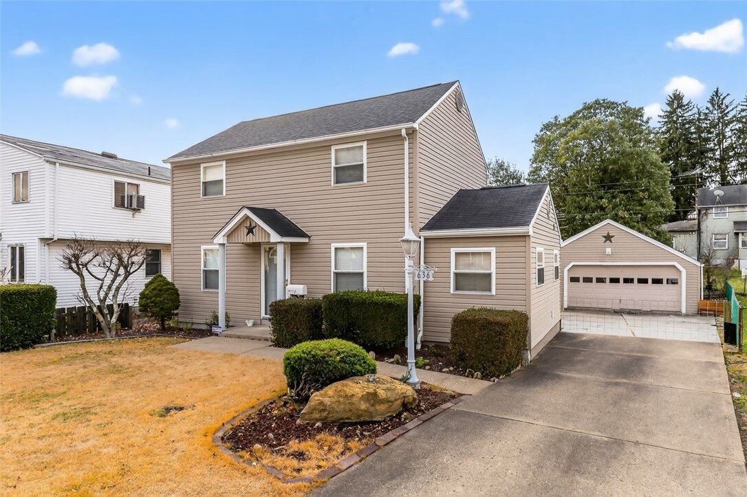 Property Photo: 636 Constitution PA 15025