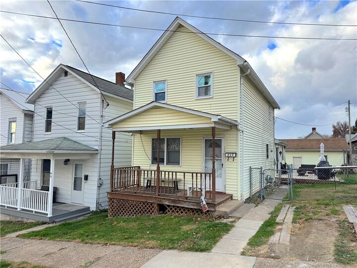 Property Photo:  717 N 1st St  PA 15644 
