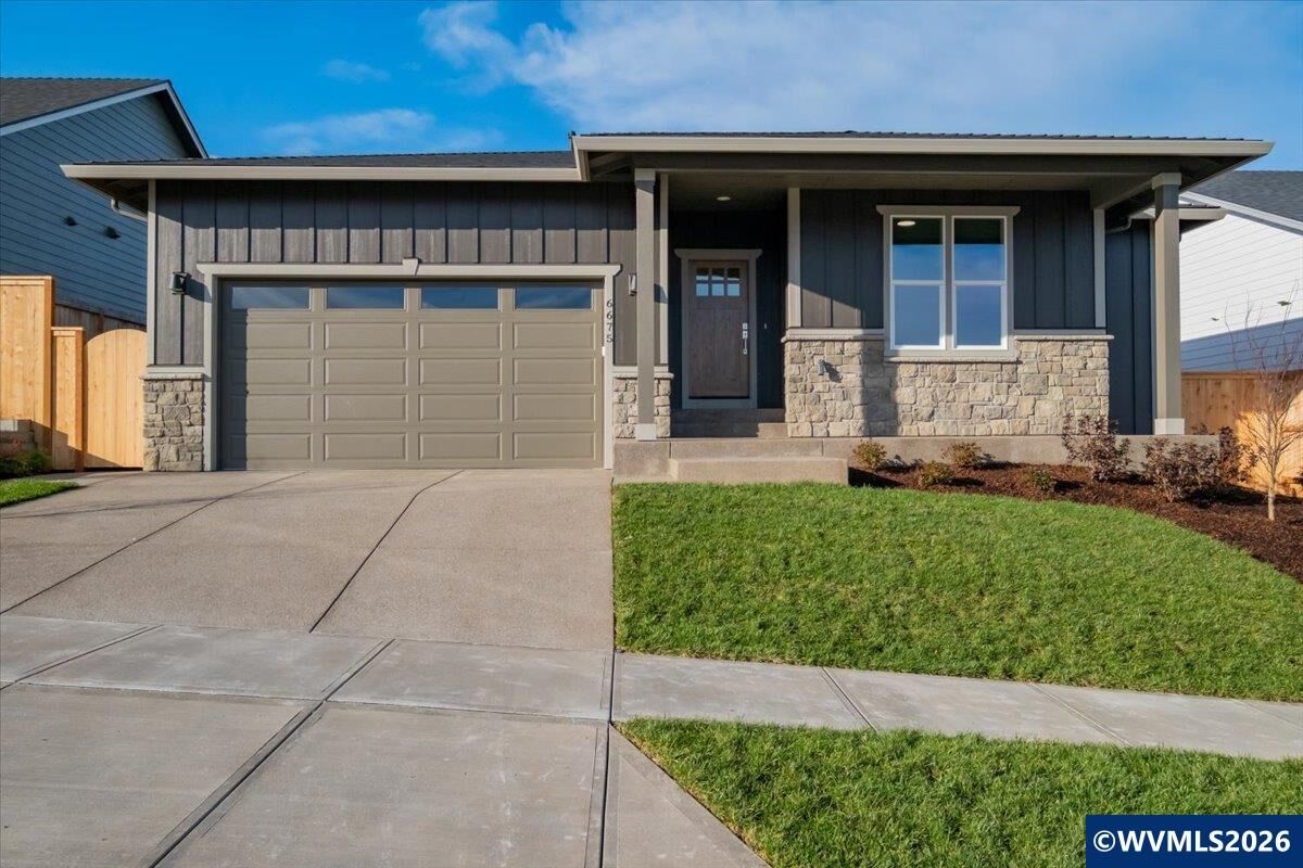 Property Photo:  6675 Naomi Danielle St SE  OR 97306 