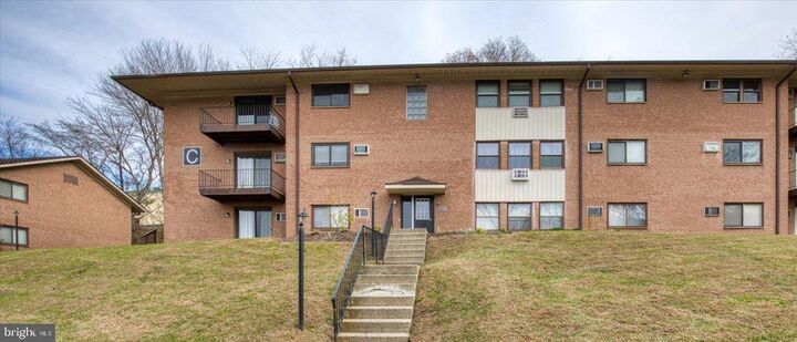 Property Photo:  1016 W Baltimore Pike C 5  PA 19063 