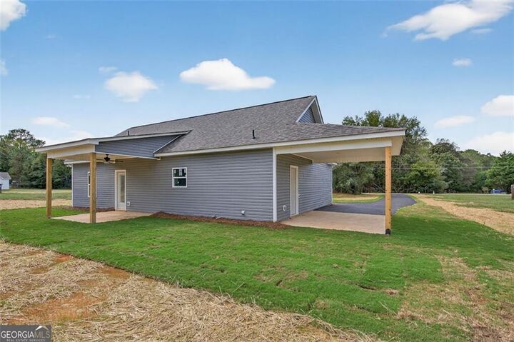 Property Photo:  525 Grogan Road  GA 30113 