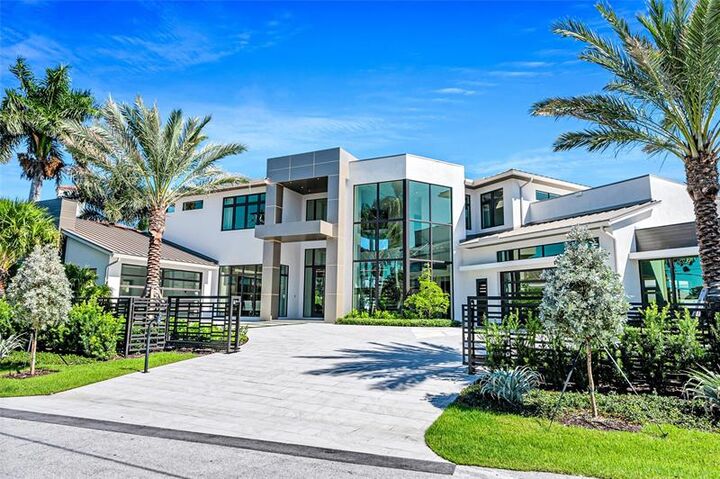 Property Photo:  51 Isla Bahia Dr  FL 33316 