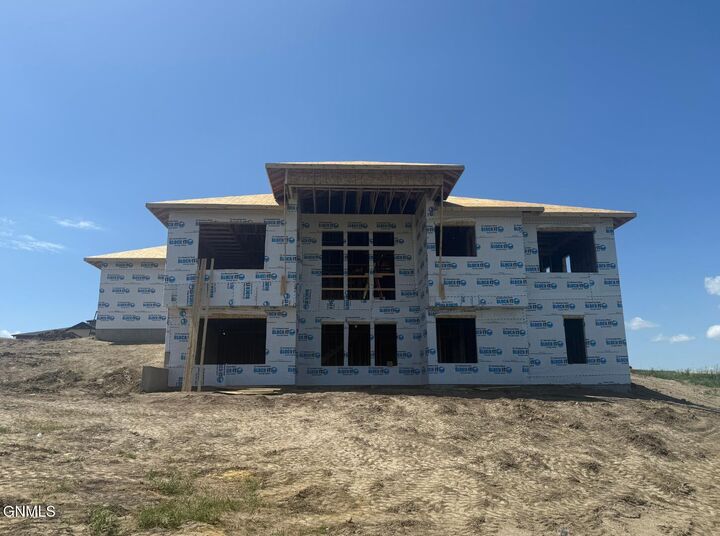 Property Photo:  8519 Norman Place  ND 58503 