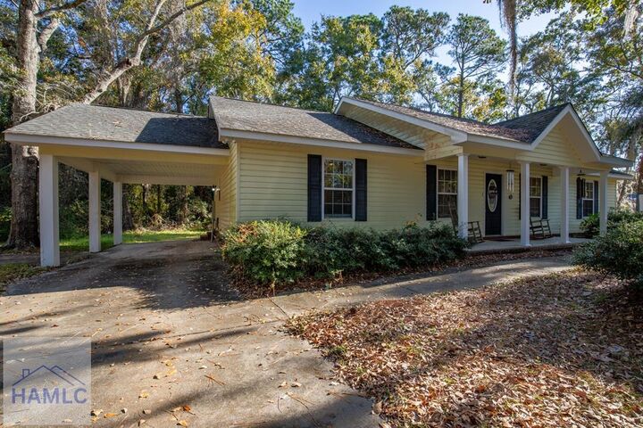 Property Photo:  322 Deal Street  GA 31313 