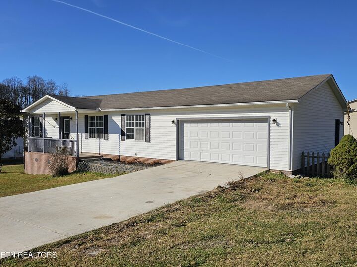 Property Photo: 100 Steven Lane TN 37748