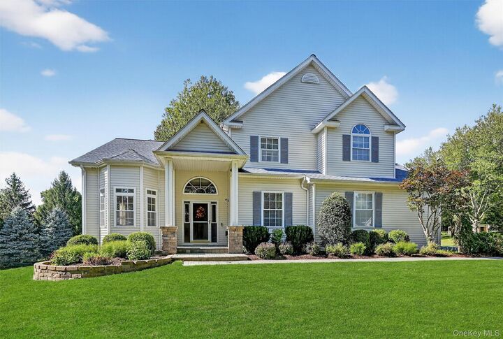 Property Photo:  1 Fox Road  NY 10921 