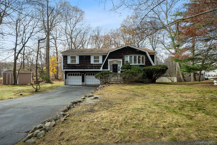 9 New Ackertown Road  Chestnut Ridge NY 10952 photo