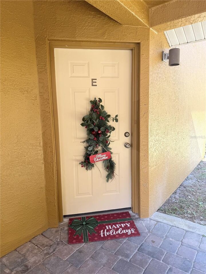 Property Photo: 4600 E Moody Boulevard 9E FL 32110