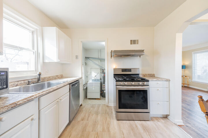 14420 Trenton Road  Southgate MI 48195 photo