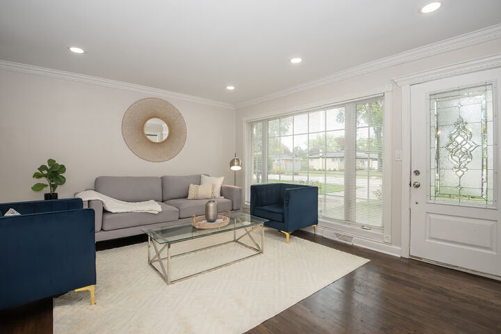 Property Photo:  216 Flora Avenue  IL 60025 