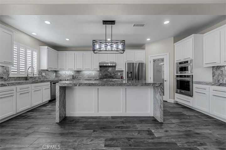 Property Photo:  7557 Summer Day  CA 92883 