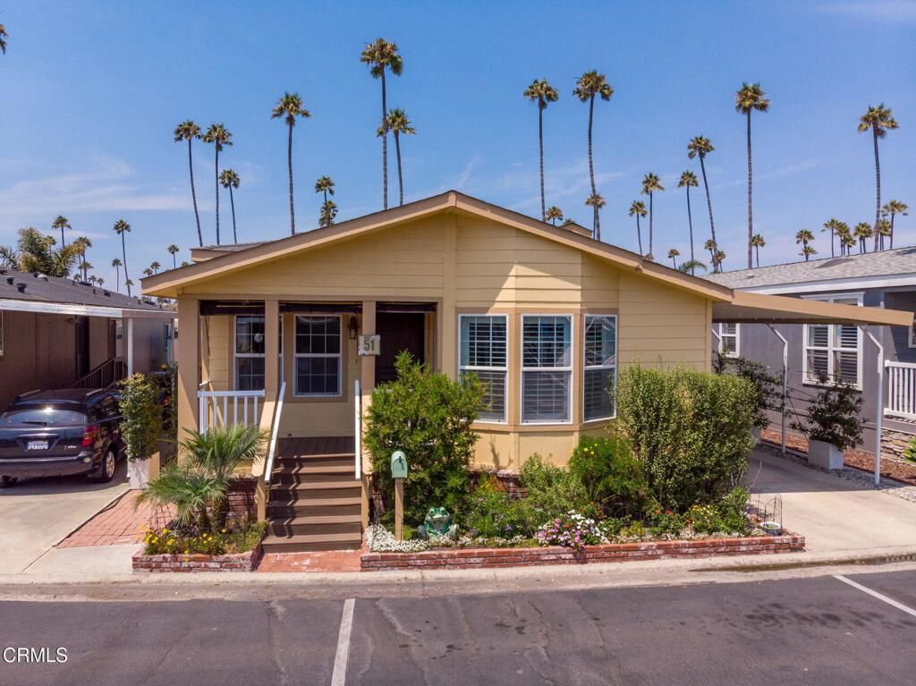 Property Photo:  1215 Anchors Way Drive 51  CA 93001 