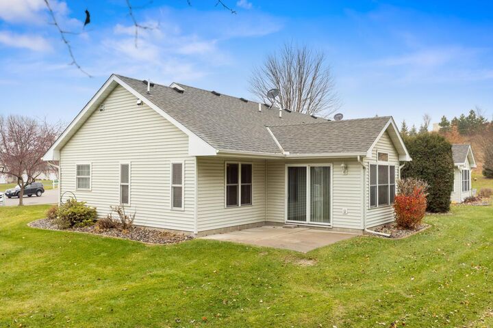 Property Photo:  546 Bonita Circle  MN 55328 