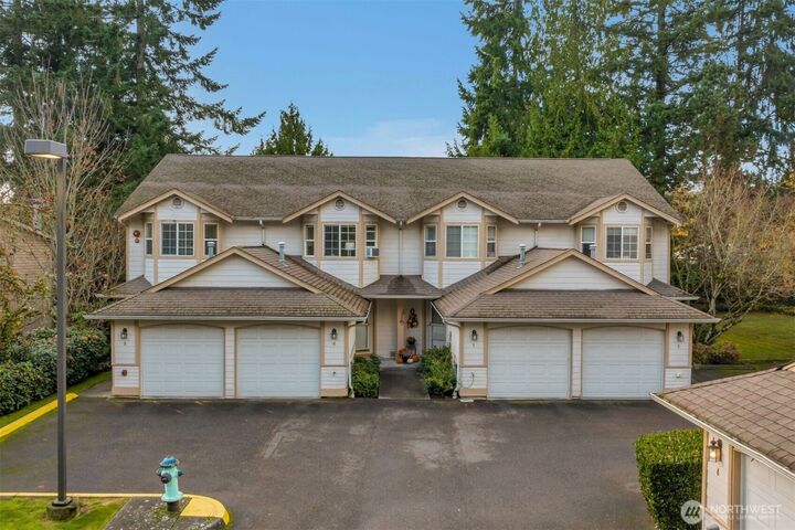 22638  44th Avenue W 6  Mountlake Terrace WA 98043 photo