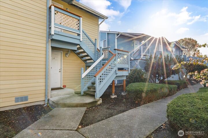 Property Photo: 537 NE Ellis Way A202 WA 98277